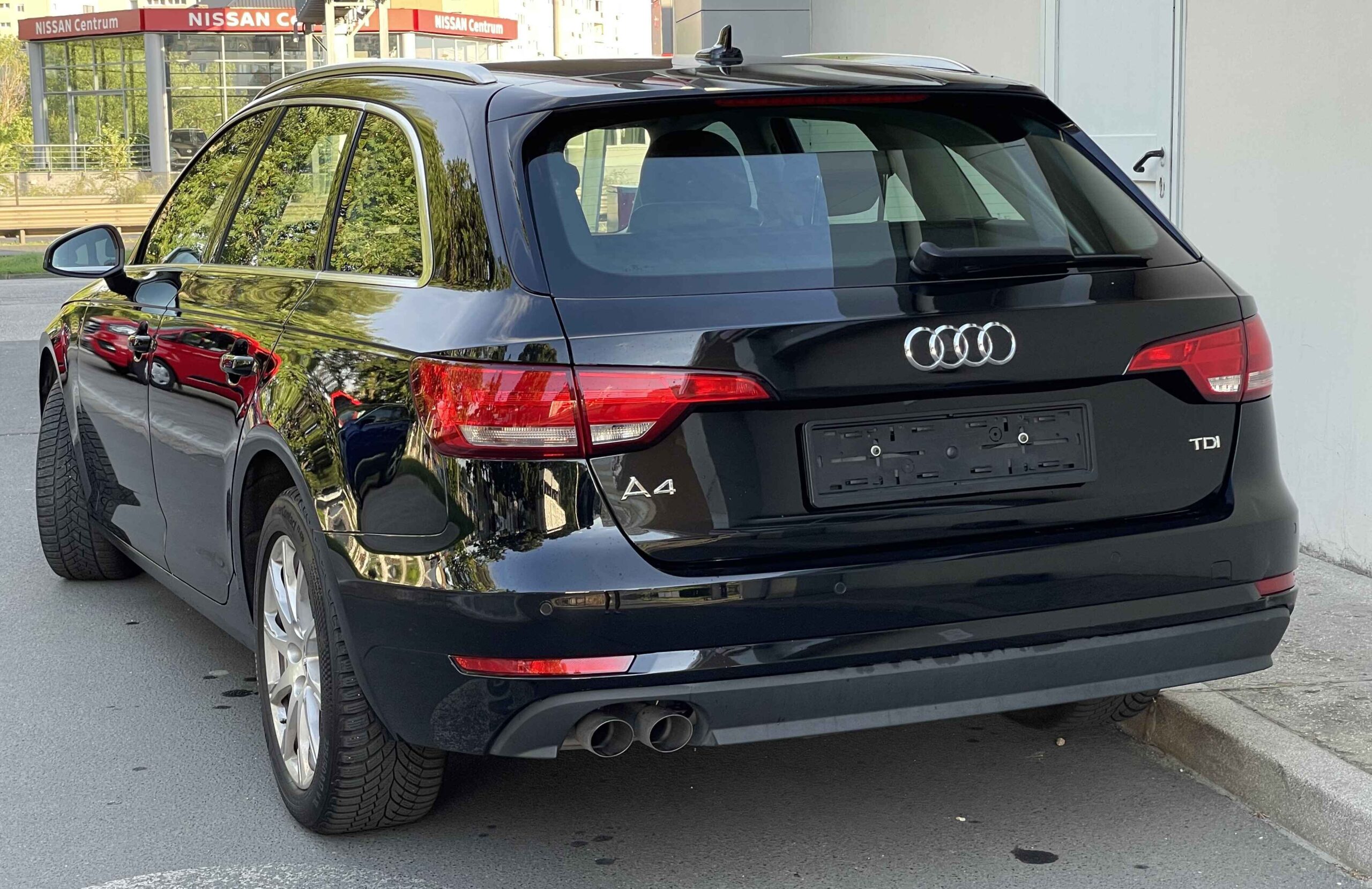 Audi A4 quattro 2019