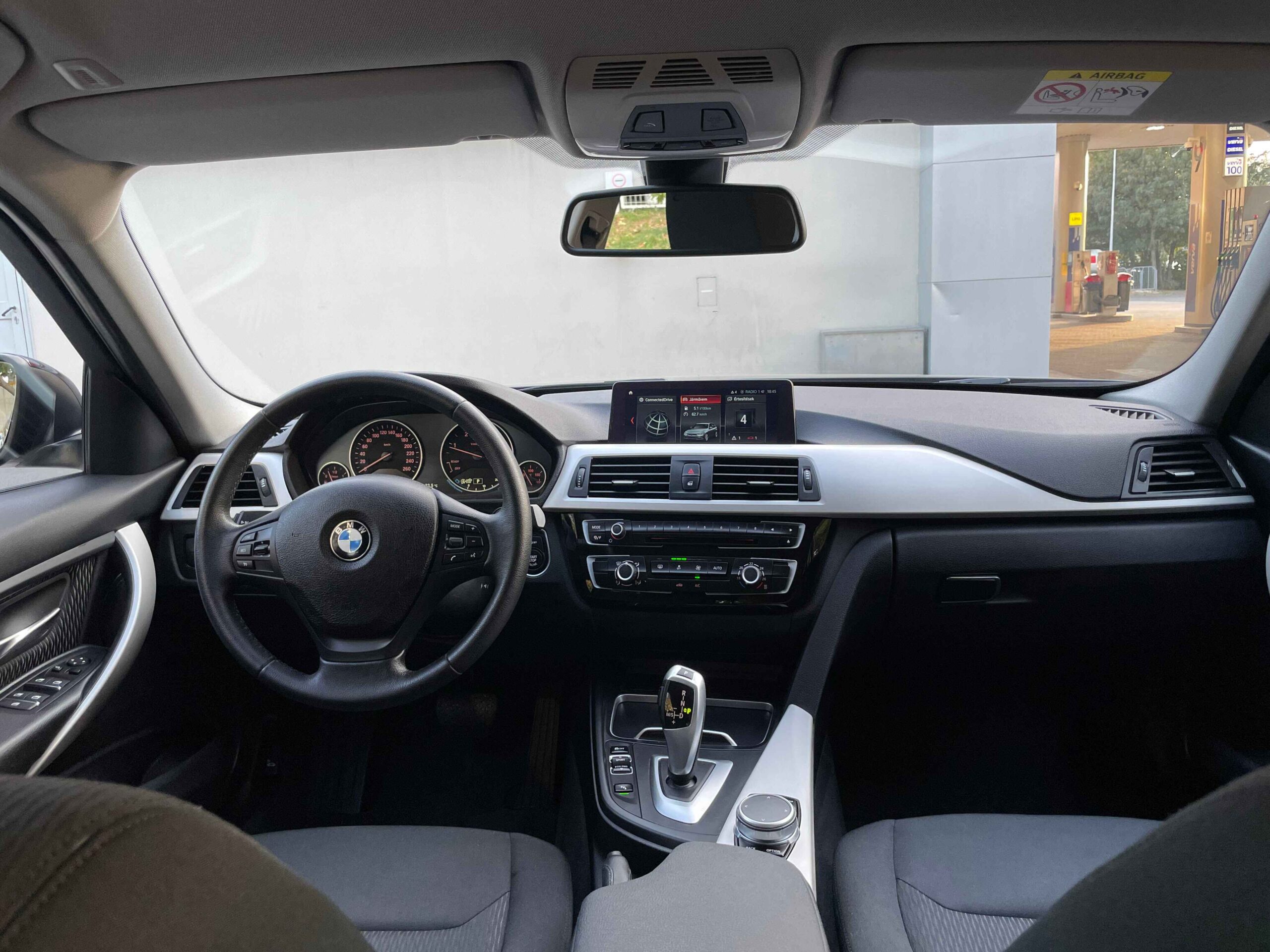BMW 318d 2018