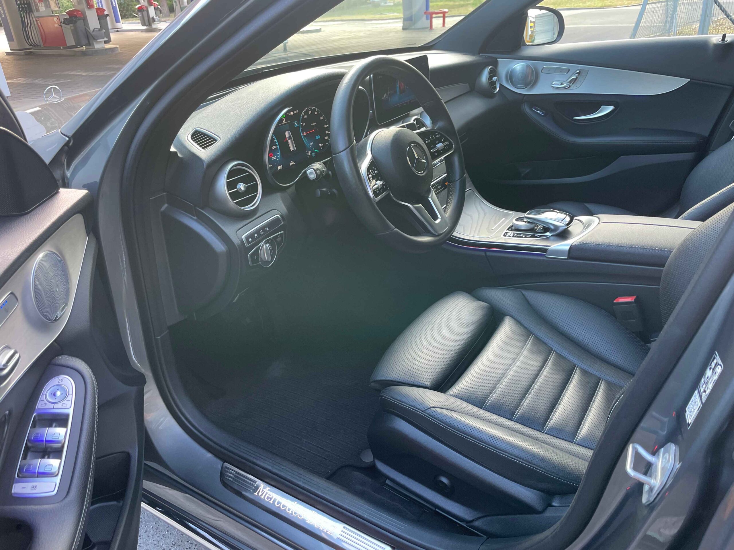 Mercedes Benz C300de 2020